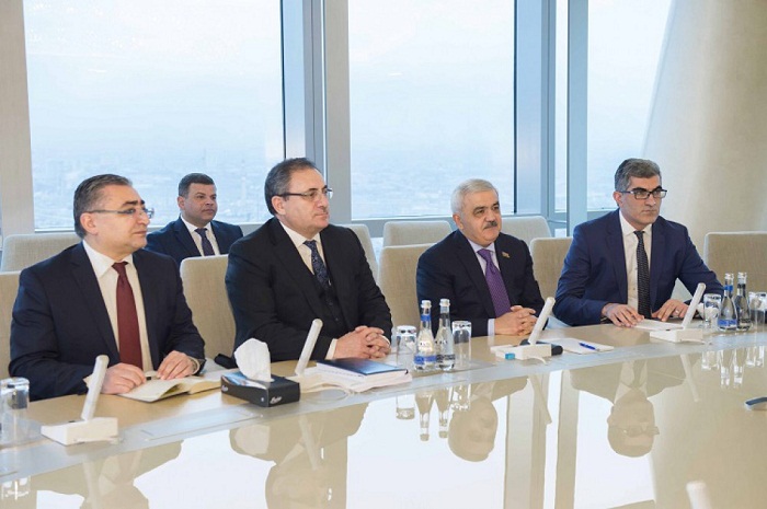 SOCAR hosts Samsung delegation 